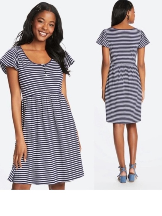 Draper James Dresses & Skirts - Draper James Navy and White Striped Scoop-Neck Midi Dress